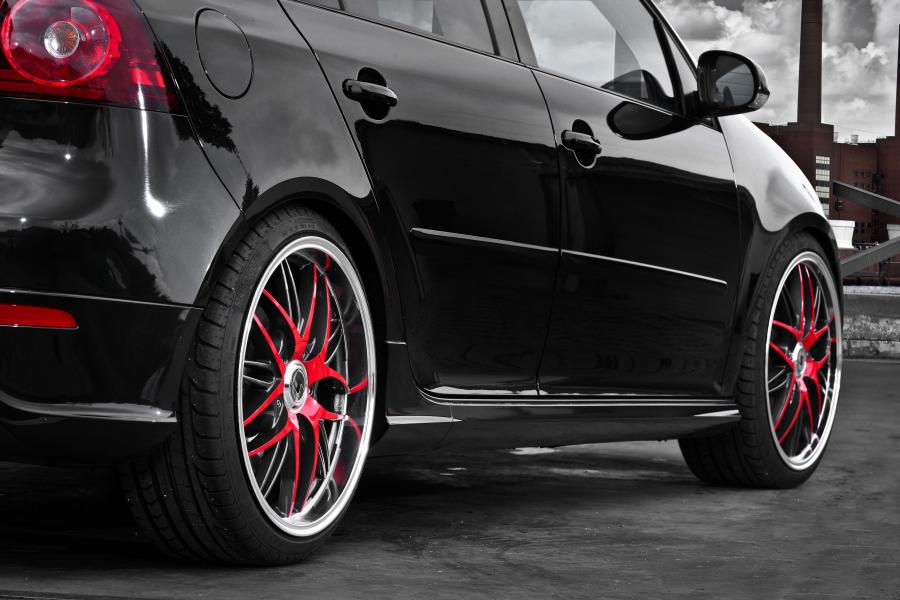  Volkswagen Golf GTi by Schmidt Revolution 2011 года  (фото 3 из 5)